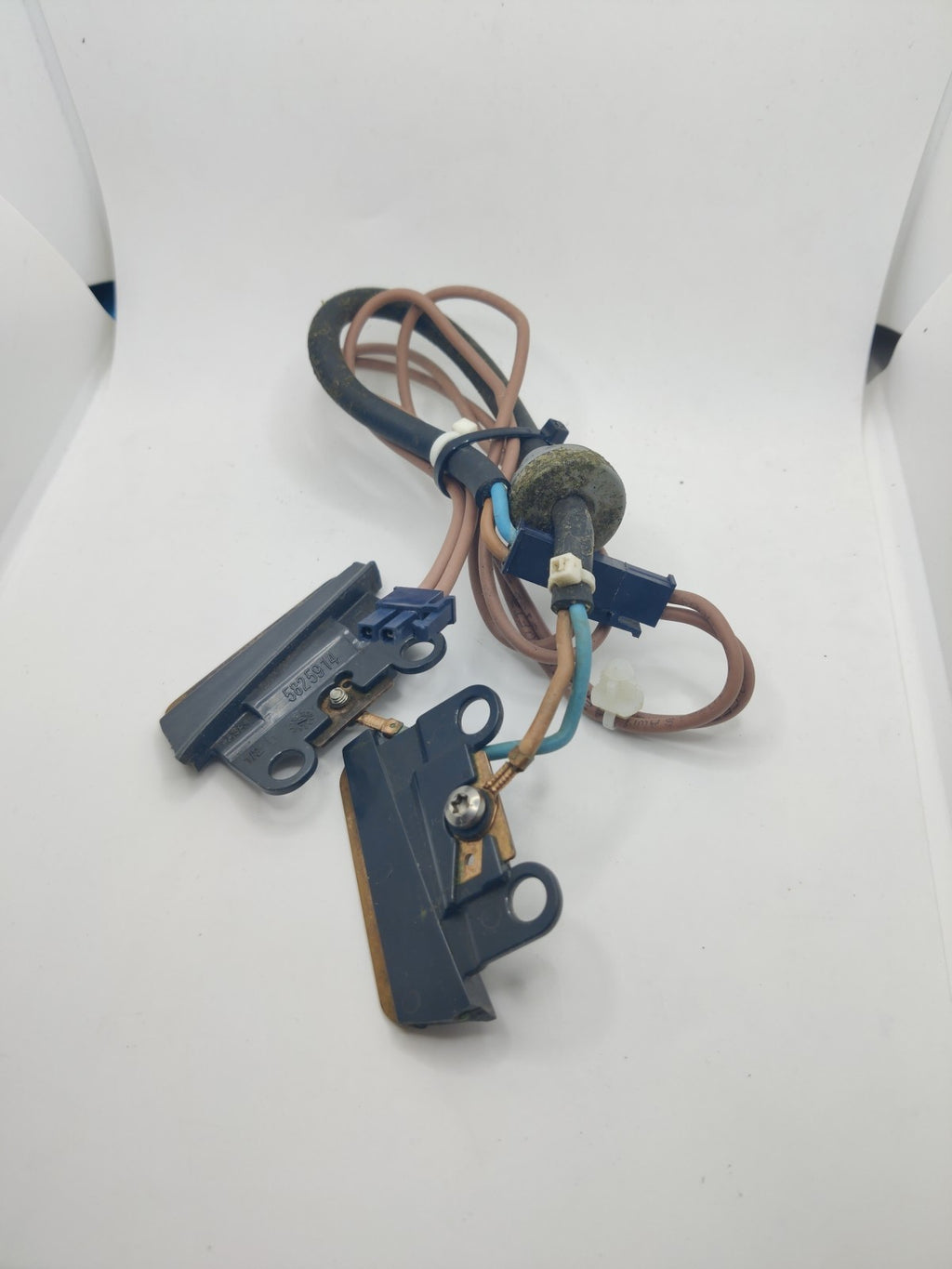 Husqvarna Automover 310 Ladekontakte Mit Kabel Und Stecker