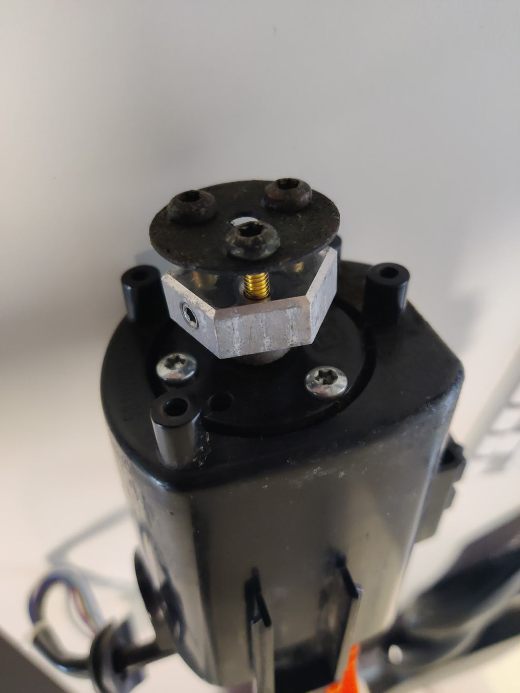 Husquarna / Gardena Mähwerk-Motor 5849893-02-C
