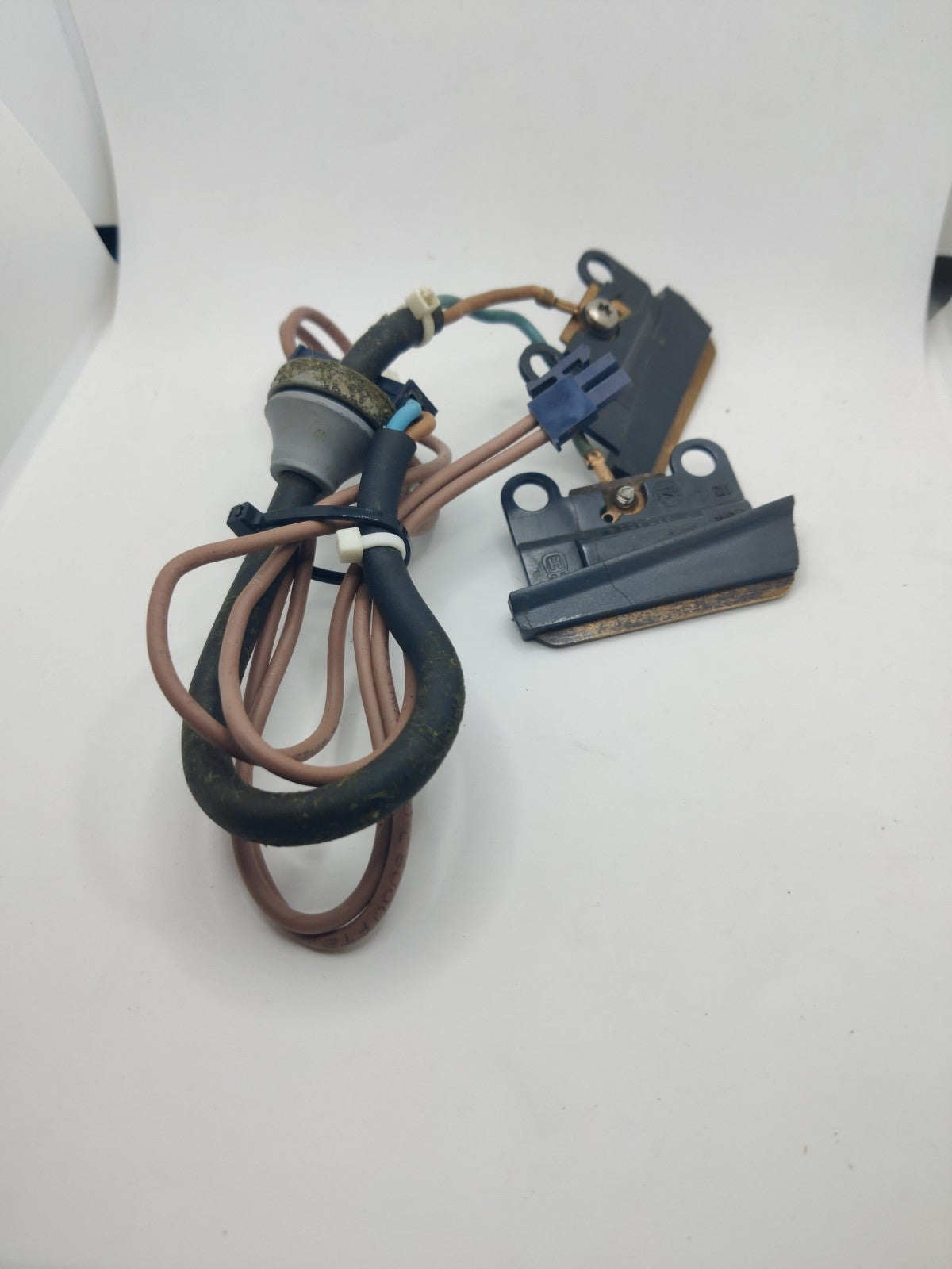 Husqvarna Automover 310 Ladekontakte Mit Kabel Und Stecker
