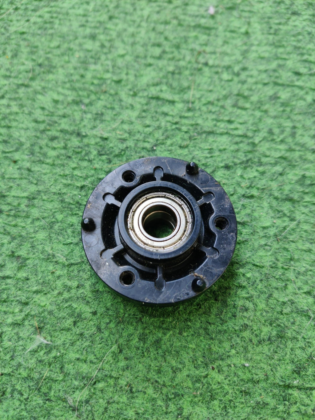 Boîtier de roulement pour Husqvarna 588421702 588421701 585573301 Automower 105 305 310